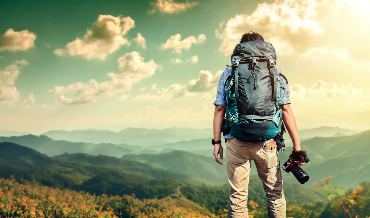 11 Best Gear for Adventure Enthusiasts – Tips For Hardcore Traveler